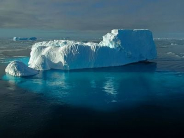За 25 лет шельфовые ледники Антарктиды потеряли в два раза больше льда, чем считалось
